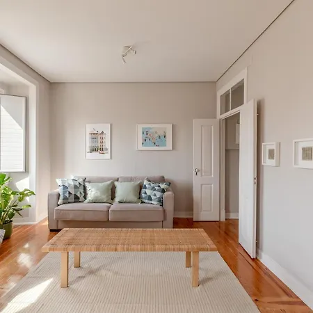 Mouraria Center Apartment Lisbon